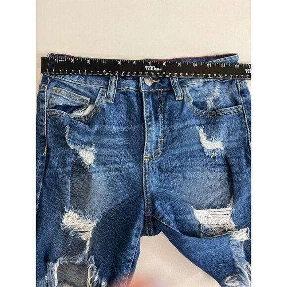 Cello Sz 3 Destructed Jean Shorts Medium Wash - Picture 6 of 8
